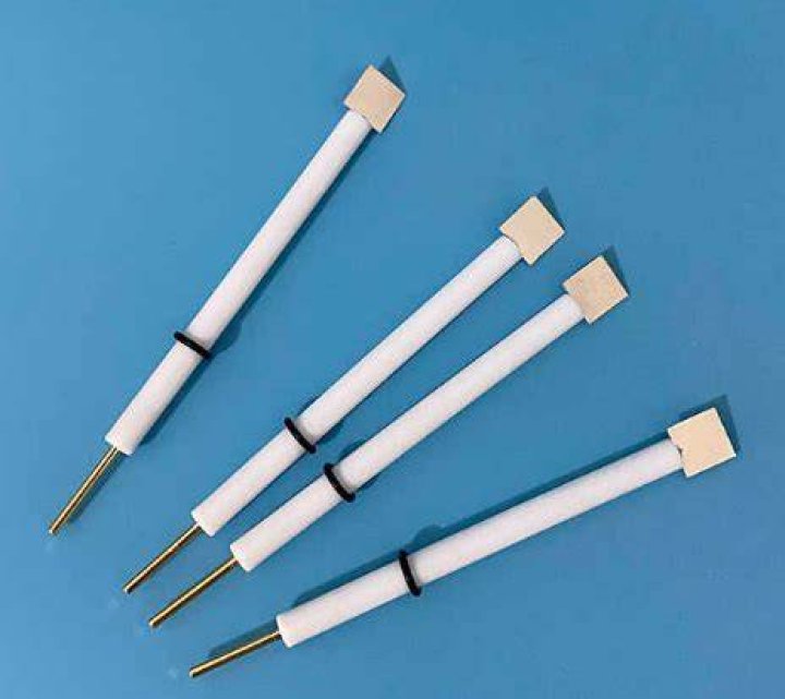 What is a Pt electrode?
